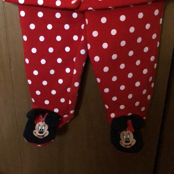 *WORN ONCE* IT DOES HAVE MINOR LINT ON IT! BABY GIRL 2 PIECE OUTFIT SIZE 3-6! - Picture 4 of 5